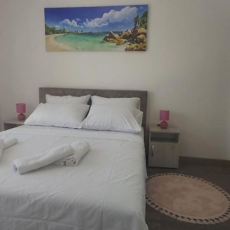 Apartament Mehmeti 乌尔齐尼 外观 照片