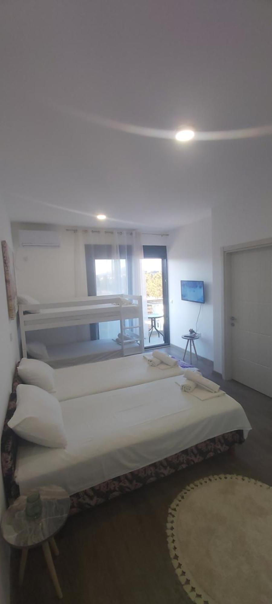 Apartament Mehmeti 乌尔齐尼 外观 照片